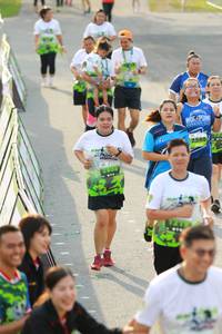 BIB: 2580
                            <button type="button" onclick="openModal(3555709)" class="btn btn-primary btn-sm float-right btn-popup" data-toggle="modal" data-target=".modal-high-quality">
                        <i class="fas fa-shopping-cart"></i> Add to Cart
                    </button>
                                            <button type="button" onclick="isThisMe(3555709, true)" class="btn btn-success btn-sm float-right btn-popup btn-isme hidden" data-toggle="tooltip" data-placement="bottom" title="นี่คือรูปของคุณใช่ไหม คลิกที่นี่เพื่อเอาเข้าอัลบั้ม">
                        <i class="fas fa-plus"></i> Add to album
                    </button>
                    <button type="button" onclick="isThisMe(3555709, false)" class="btn btn-warning btn-sm float-right btn-popup btn-isnotme hidden">
                        <i class="fas fa-ban"></i> Remove from album
                    </button>